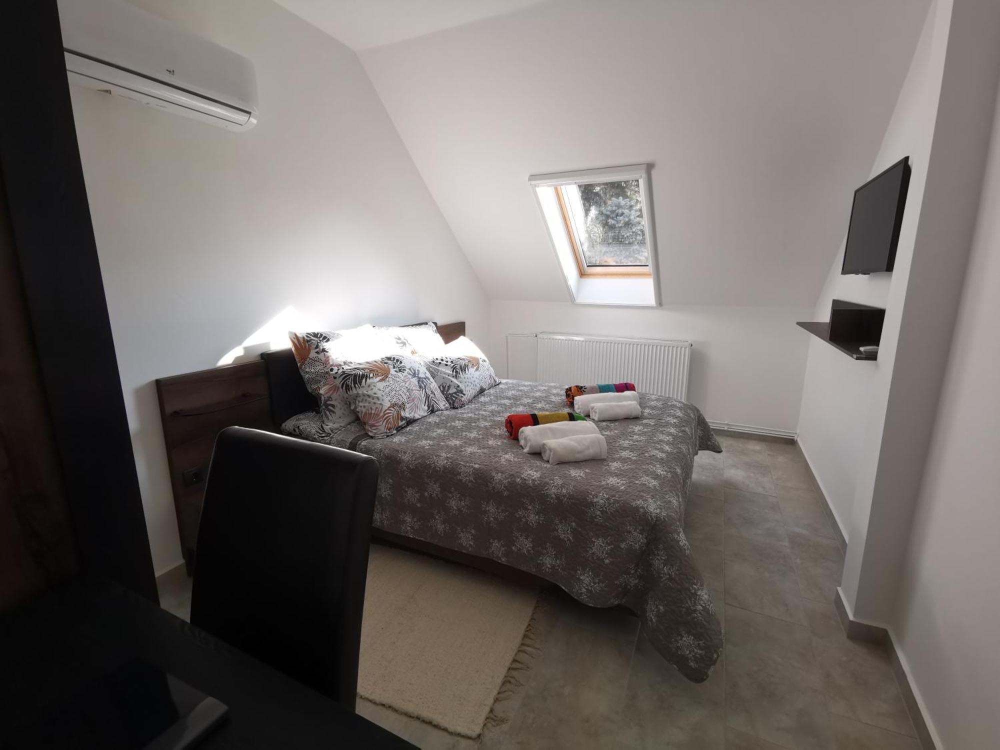Moon Light Apartment Heviz Exterior photo