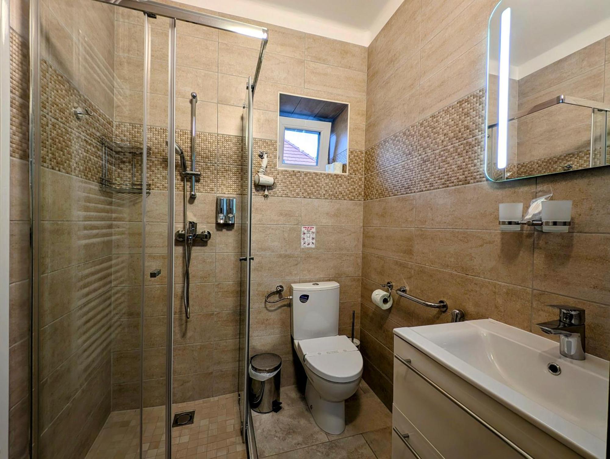 Moon Light Apartment Heviz Exterior photo